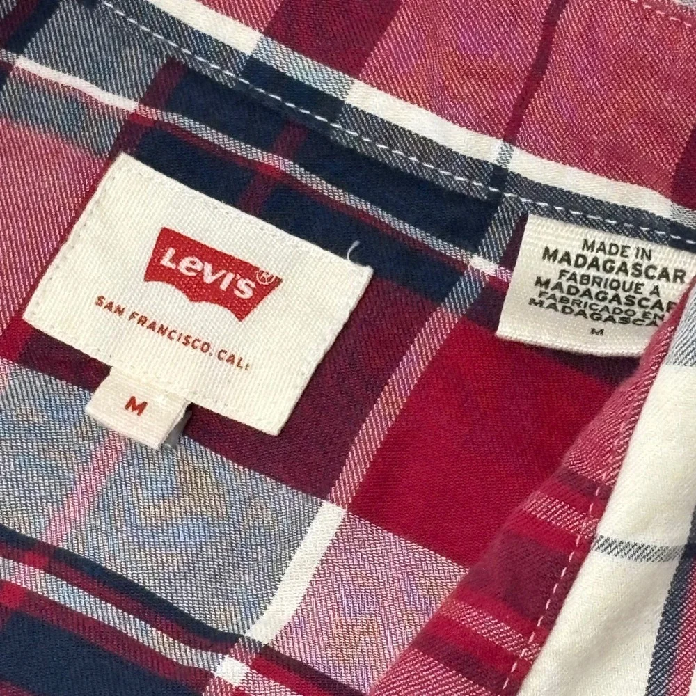 Levi's Plaid Western Shirt Mens M Red Blue Pearl Snap Long Sleeve